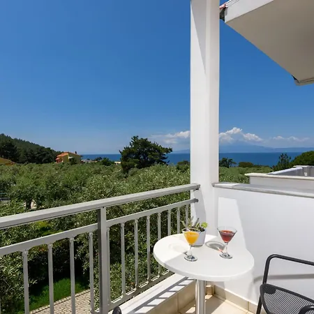 Louloudis Boutique Hotel (Adults Only)-2